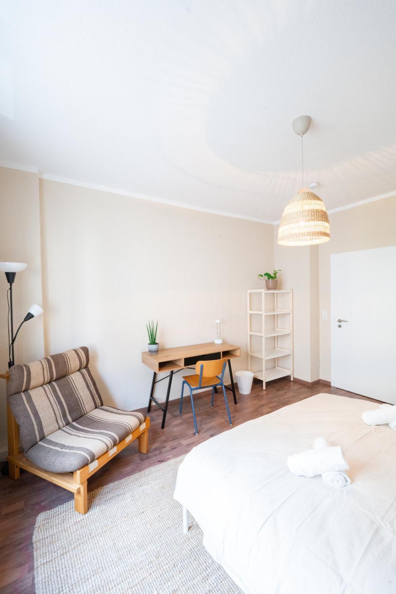 -Super Zentrales Zimmer- Direkt An Der Lutter! 빌레펠트 외부 사진