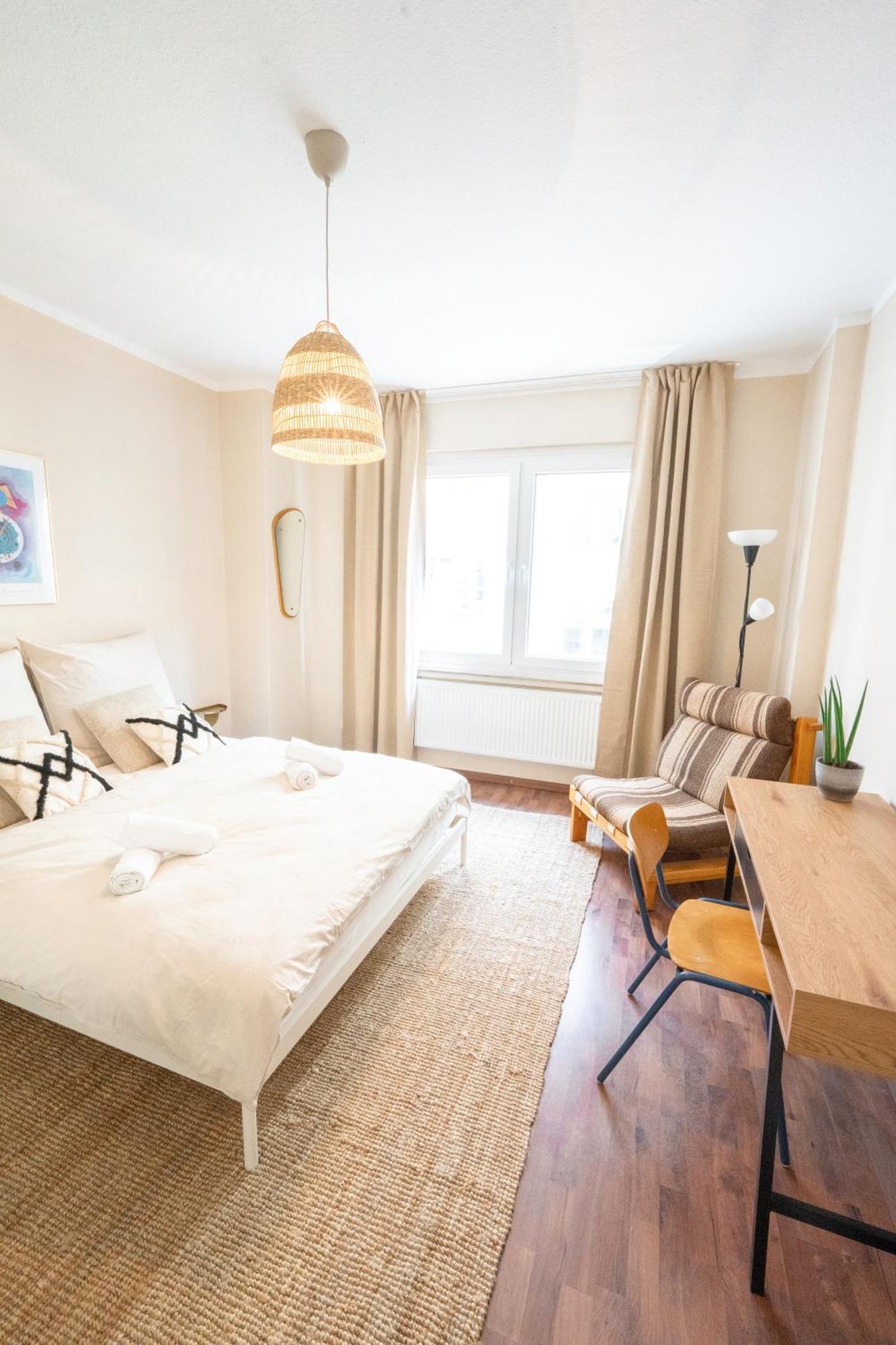 -Super Zentrales Zimmer- Direkt An Der Lutter! 빌레펠트 외부 사진
