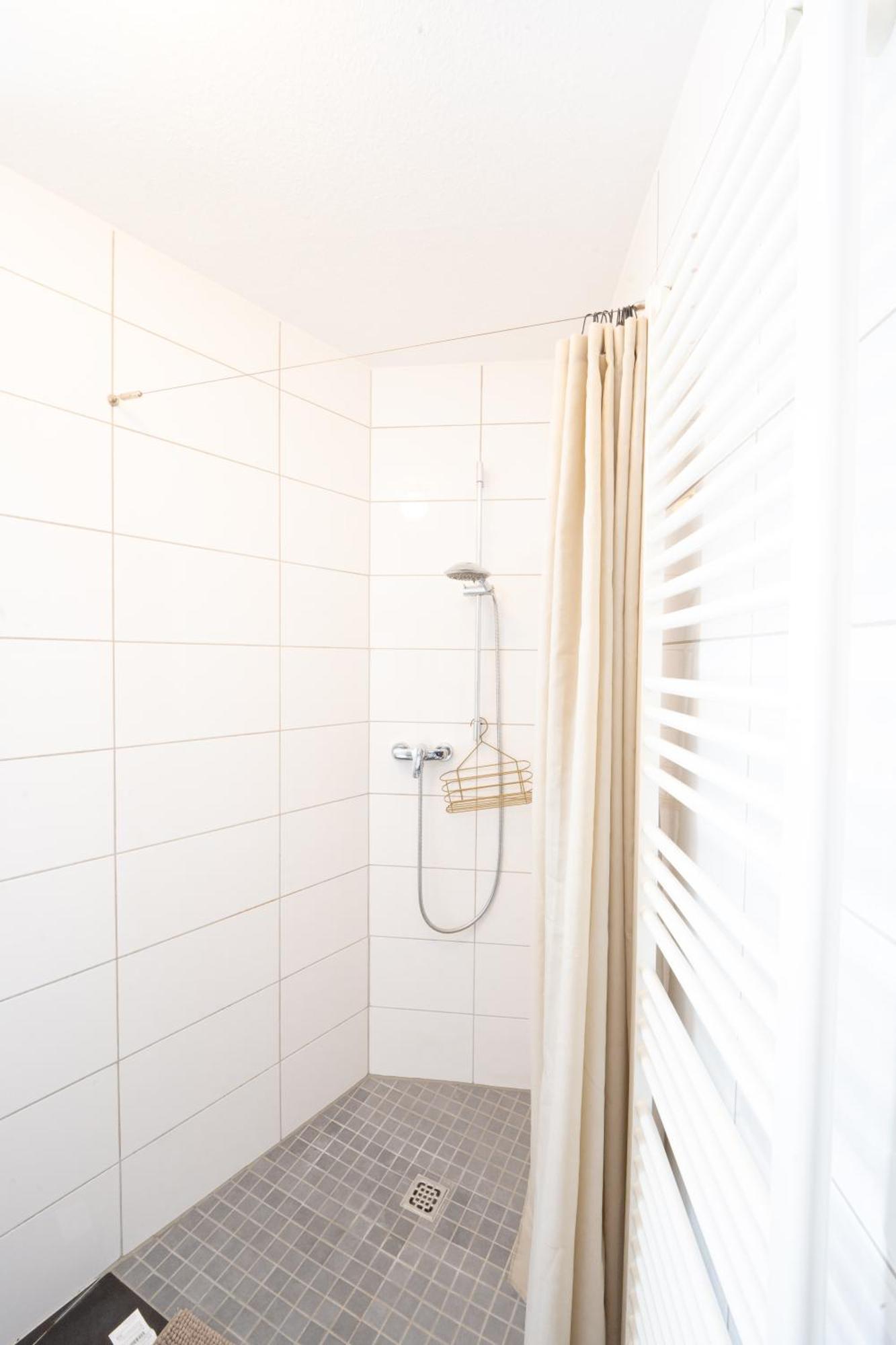-Super Zentrales Zimmer- Direkt An Der Lutter! 빌레펠트 외부 사진